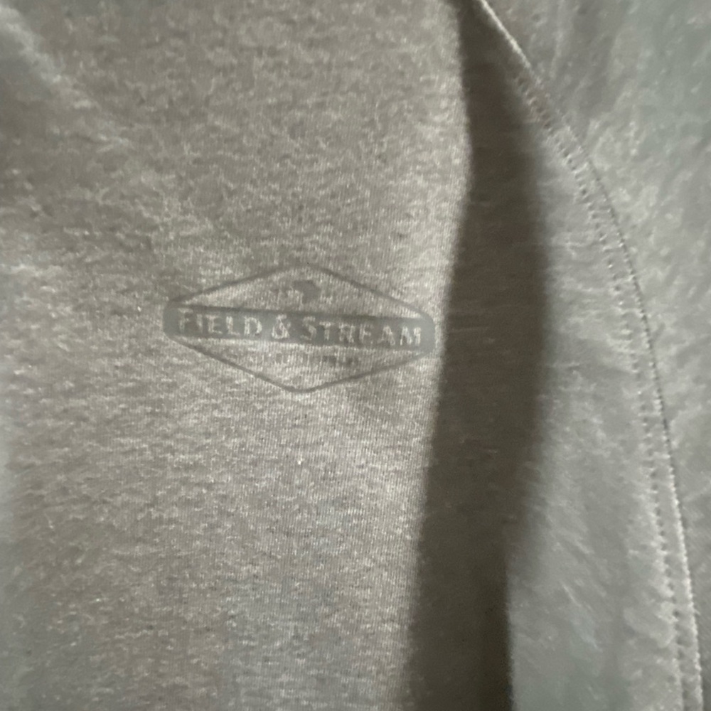 Field & Stream Heather Gray Tee